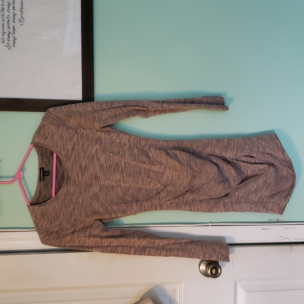 Express dress - Picture 1 of 2